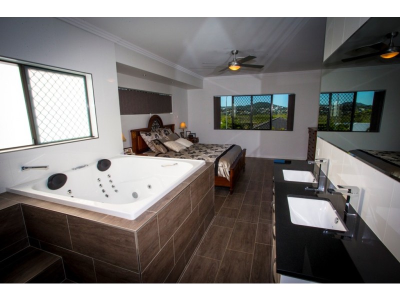 13 Coolibah Street, Taranganba QLD 4703