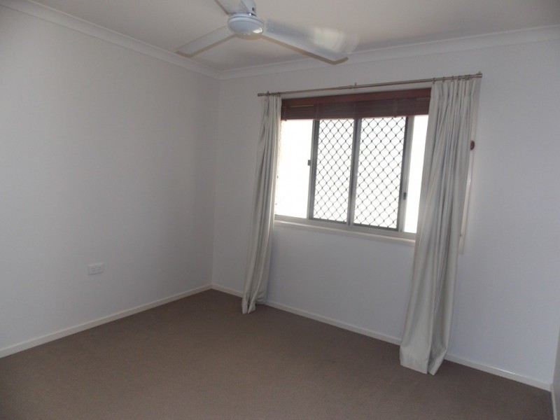 33 Dune Circuit, Lammermoor QLD 4703