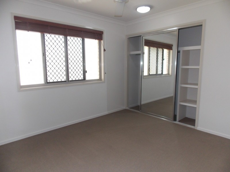 33 Dune Circuit, Lammermoor QLD 4703
