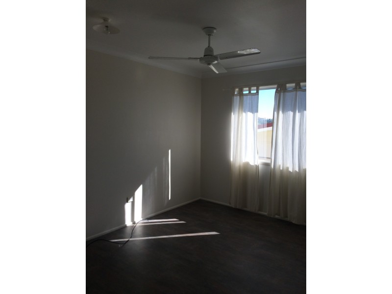 43 Poplar Street, Cooee Bay QLD 4703