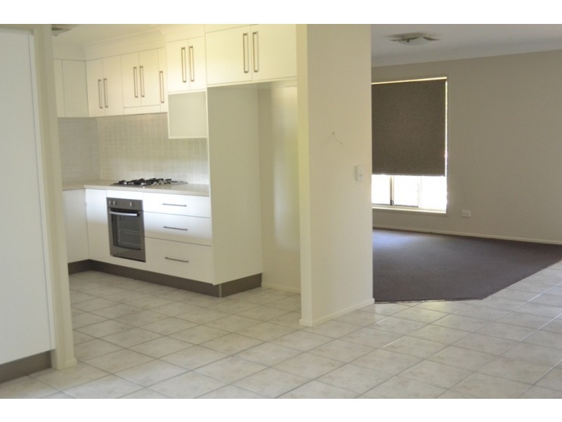 10 Lorikeet Avenue, Yeppoon QLD 4703