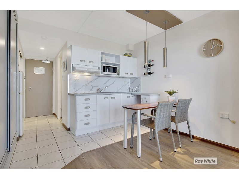 302/4 Adelaide Street, Yeppoon QLD 4703