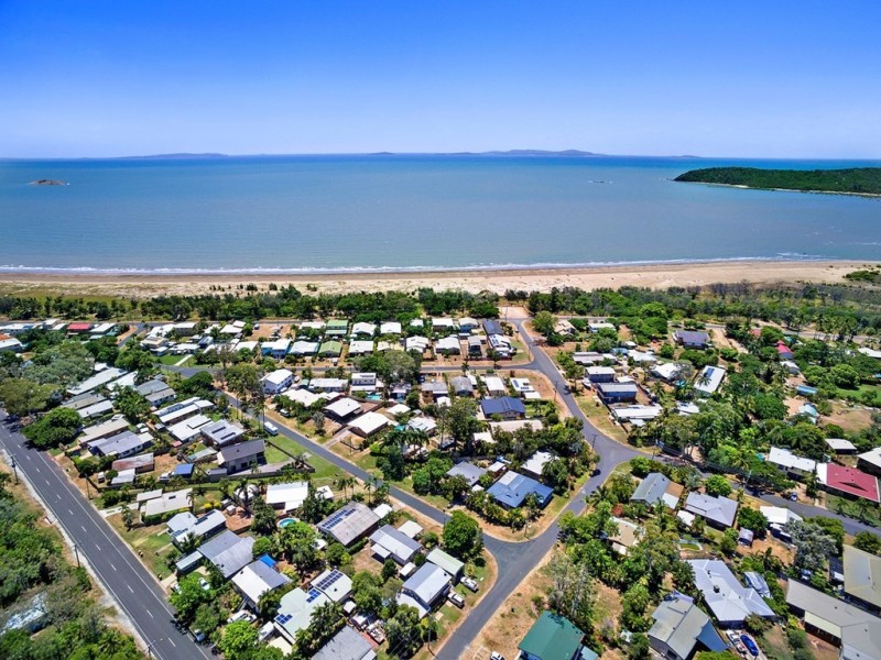27 Gardenia Street, Kinka Beach QLD 4703