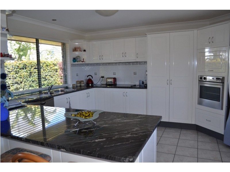 28 Banksia Place, Taranganba QLD 4703