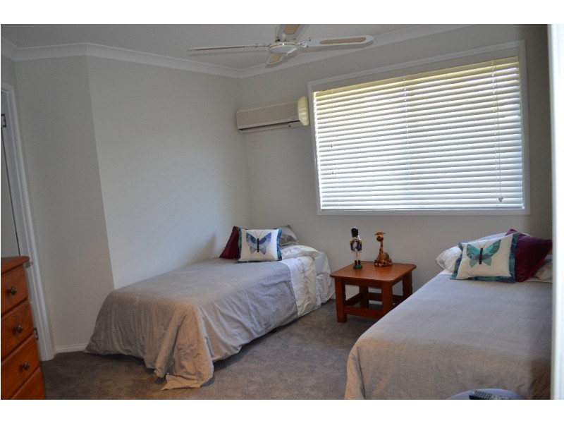 28 Banksia Place, Taranganba QLD 4703