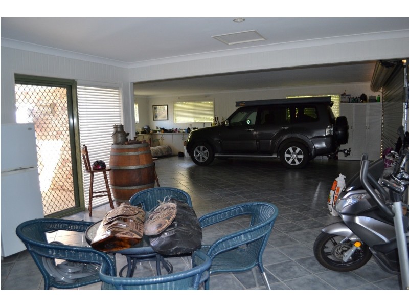 28 Banksia Place, Taranganba QLD 4703