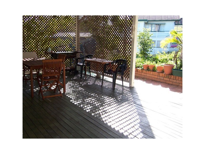 9 Ray Street, Cooee Bay QLD 4703