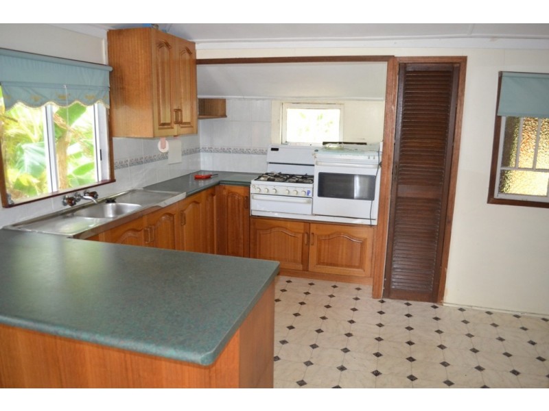 6 Meikleville Street, Meikleville Hill QLD 4703