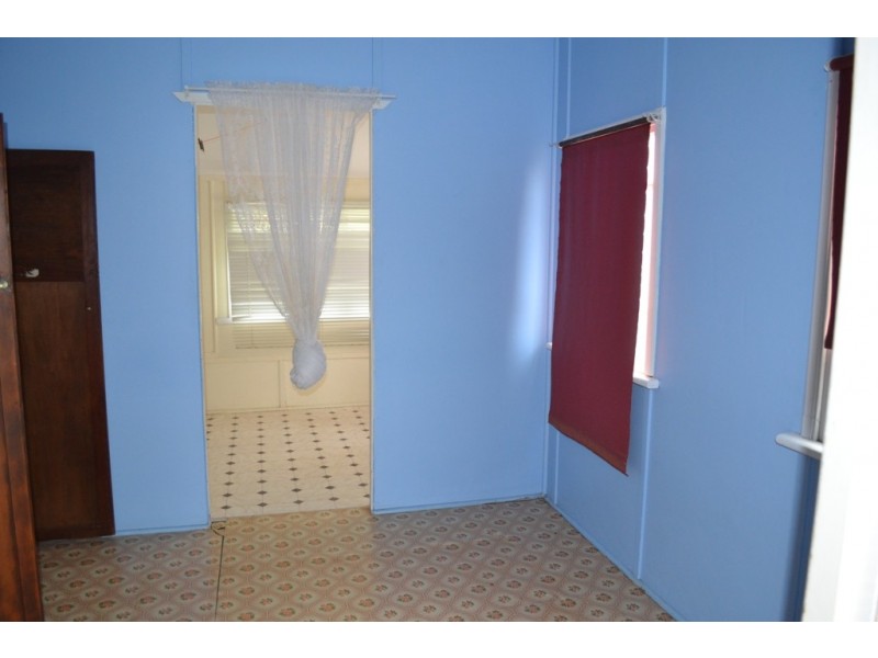 6 Meikleville Street, Meikleville Hill QLD 4703