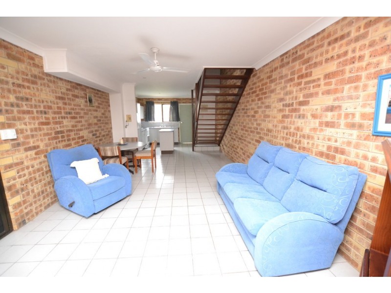 Unit 6, 6 Taranganba Road, Taranganba QLD 4703