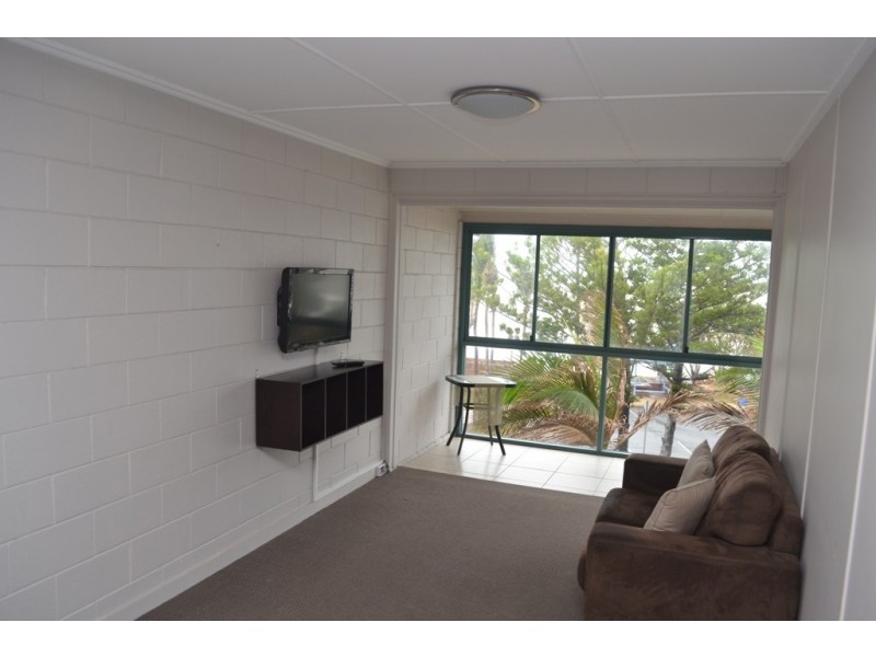 8/16 Anzac Parade, Yeppoon QLD 4703