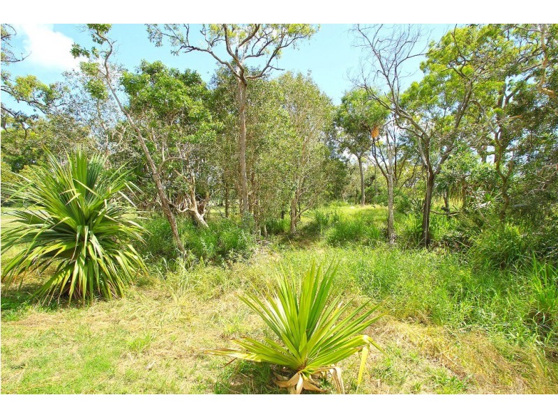 1 Crystal Court, Barmaryee QLD 4703