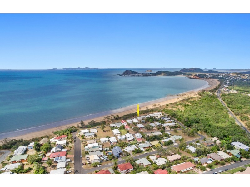 84 The Esplanade, Lammermoor QLD 4703