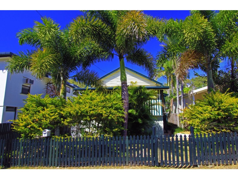 8 Poplar Street, Cooee Bay QLD 4703