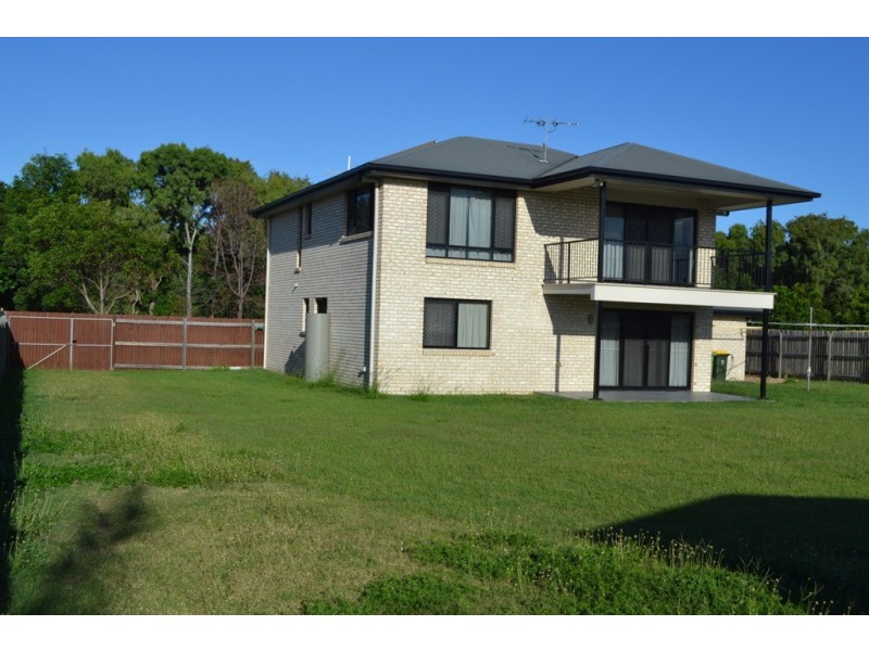 4 Lakeview Circuit, Mulambin QLD 4703