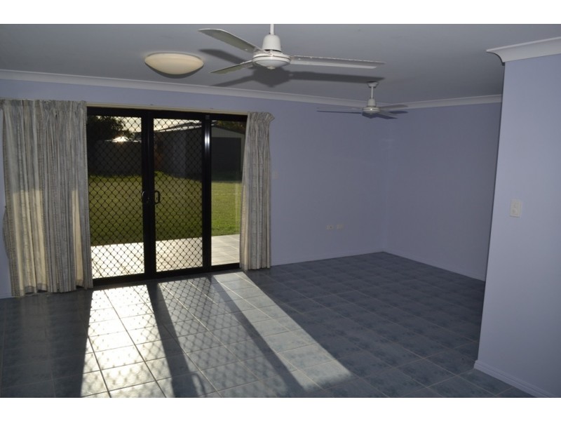 4 Lakeview Circuit, Mulambin QLD 4703