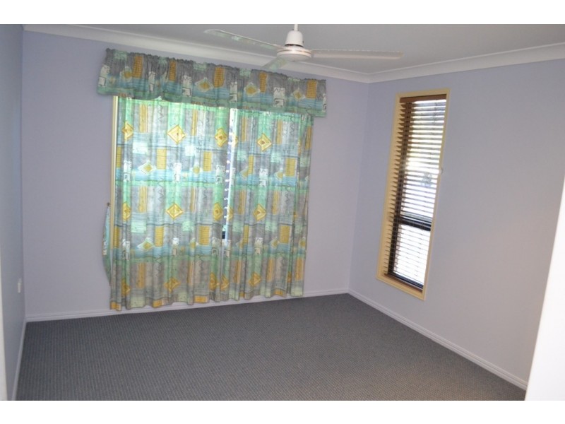 4 Lakeview Circuit, Mulambin QLD 4703