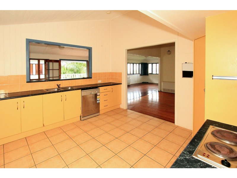 7 Raymond Terrace, Yeppoon QLD 4703