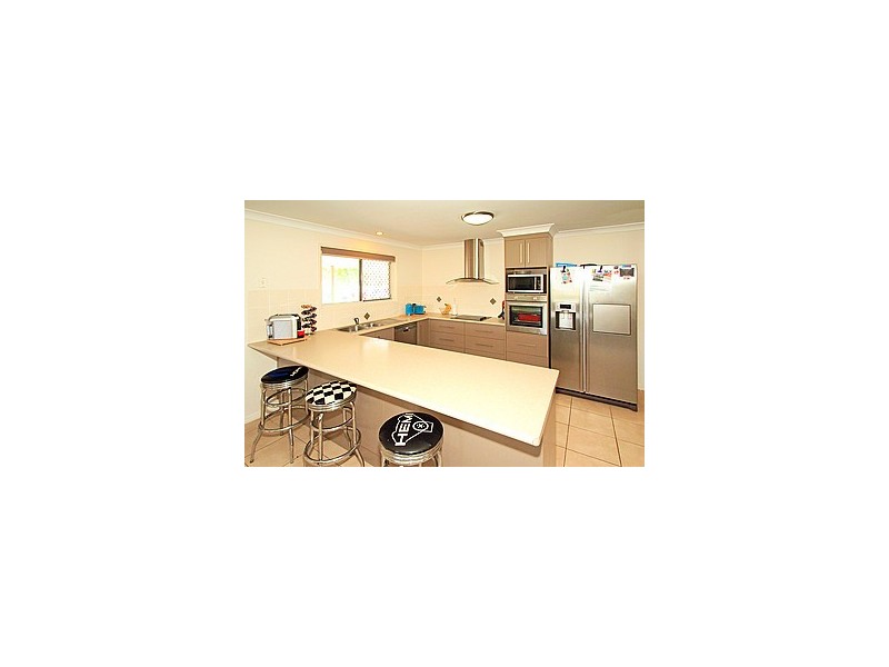 45 Robinson Street, Taranganba QLD 4703