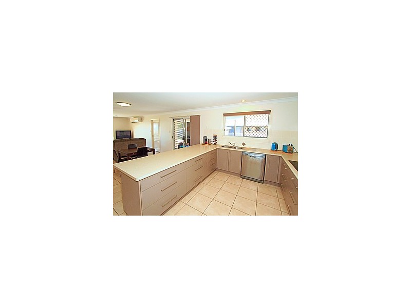 45 Robinson Street, Taranganba QLD 4703