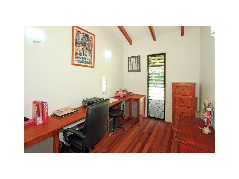 76 Preston Road, Adelaide Park QLD 4703