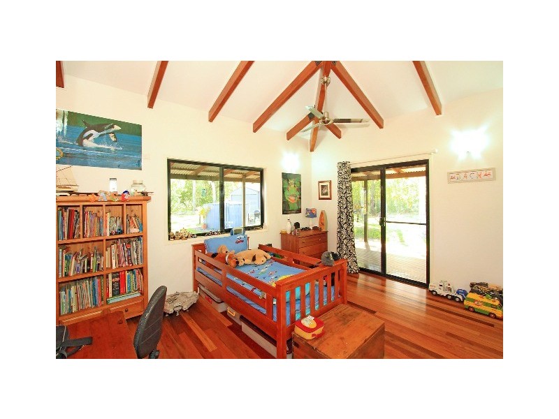 76 Preston Road, Adelaide Park QLD 4703