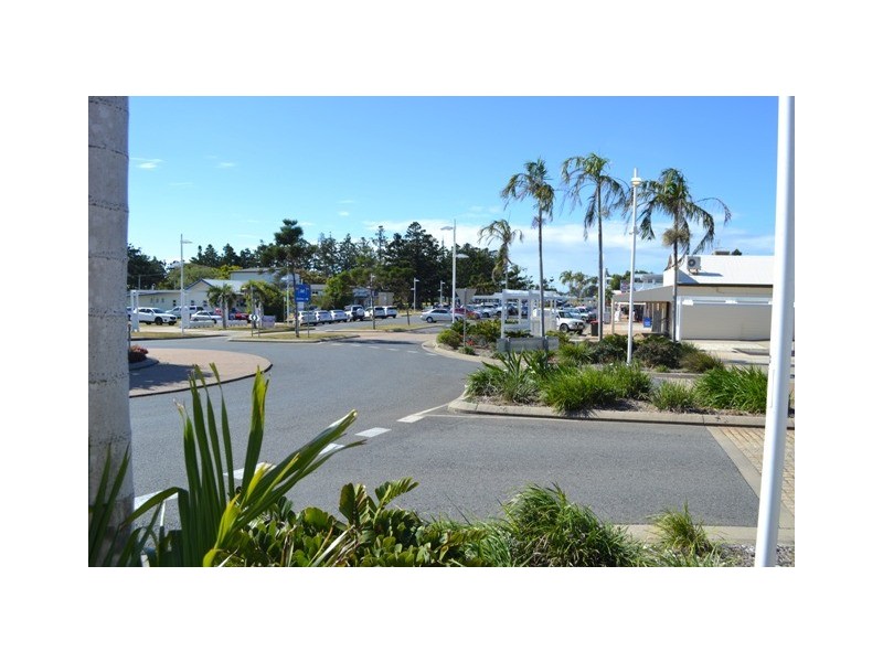 Unit 9, 18/20 Endeavour Inn, Hill Street, Emu Park QLD 4710