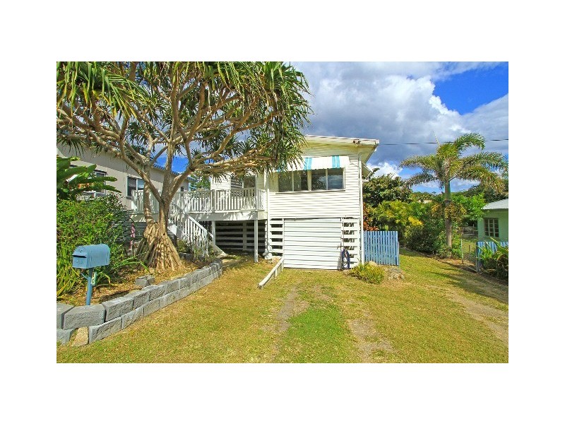 10 Cathne Street, Cooee Bay QLD 4703