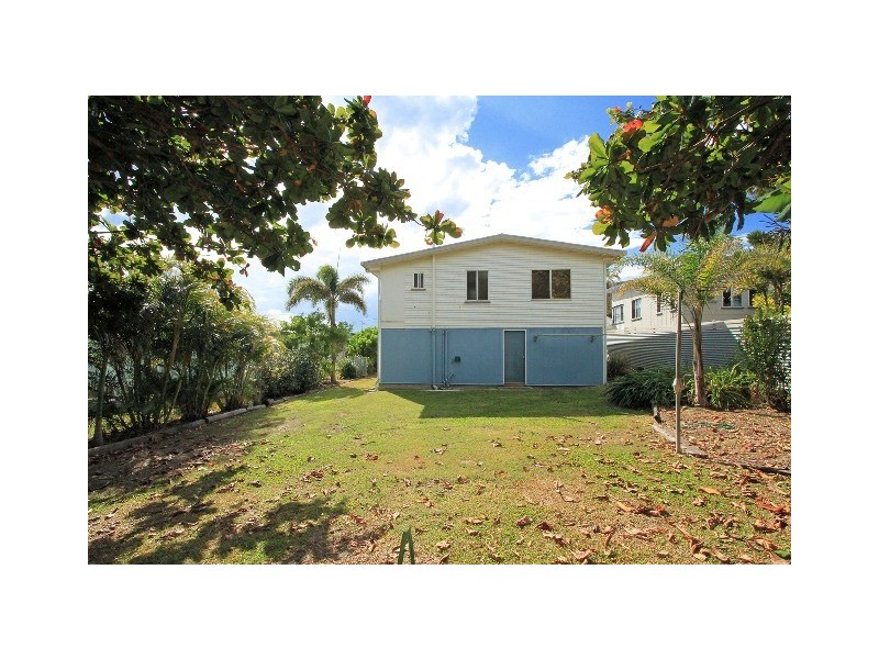 10 Cathne Street, Cooee Bay QLD 4703