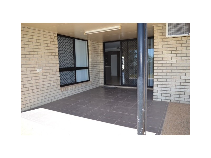 1 Priors Pocket Road, Pacific Heights QLD 4703