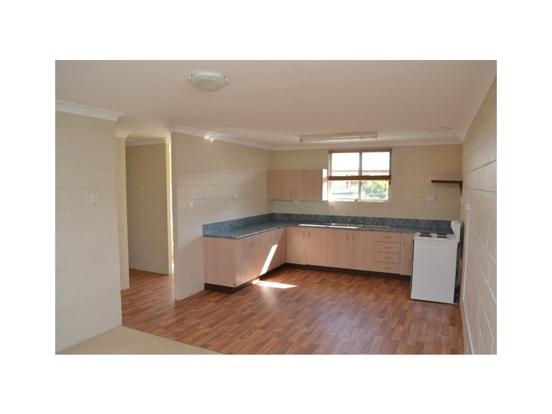 Unit 4, 35 Adelaide Park Road, Yeppoon QLD 4703