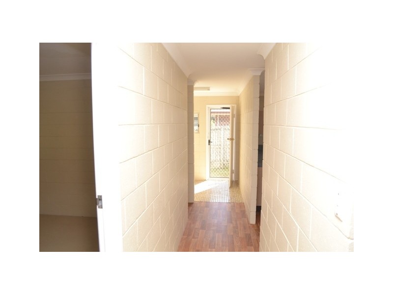 Unit 4, 35 Adelaide Park Road, Yeppoon QLD 4703