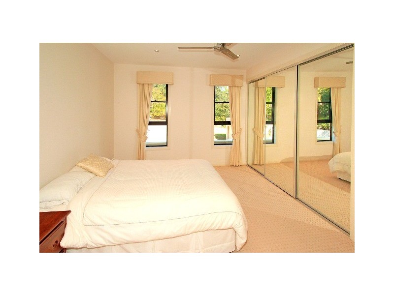 30 Rosslyn Street, Rosslyn QLD 4703