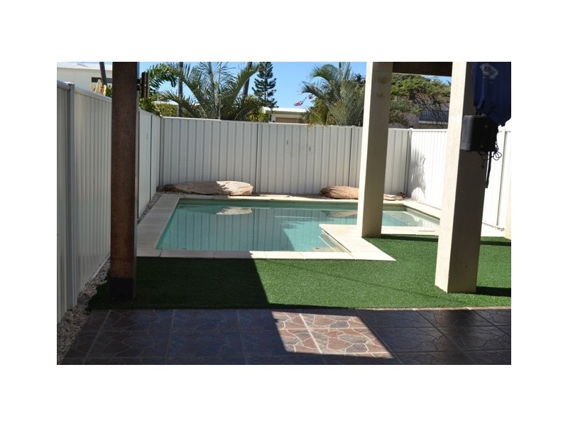 36 Kiama Avenue, Bangalee QLD 4703