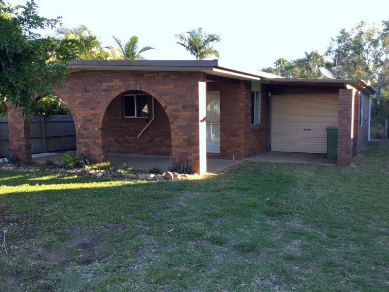 872 Scenic Highway, Kinka Beach QLD 4703