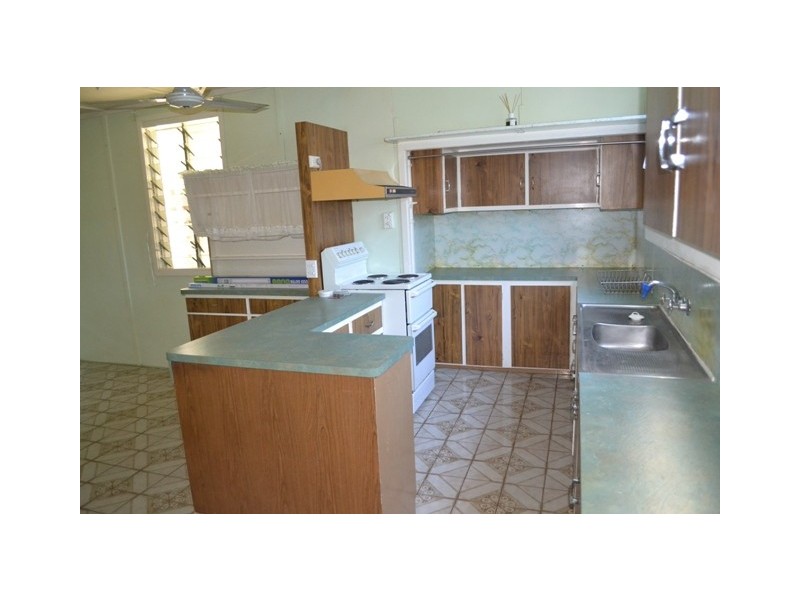 13 Jeffries Street, Yeppoon QLD 4703