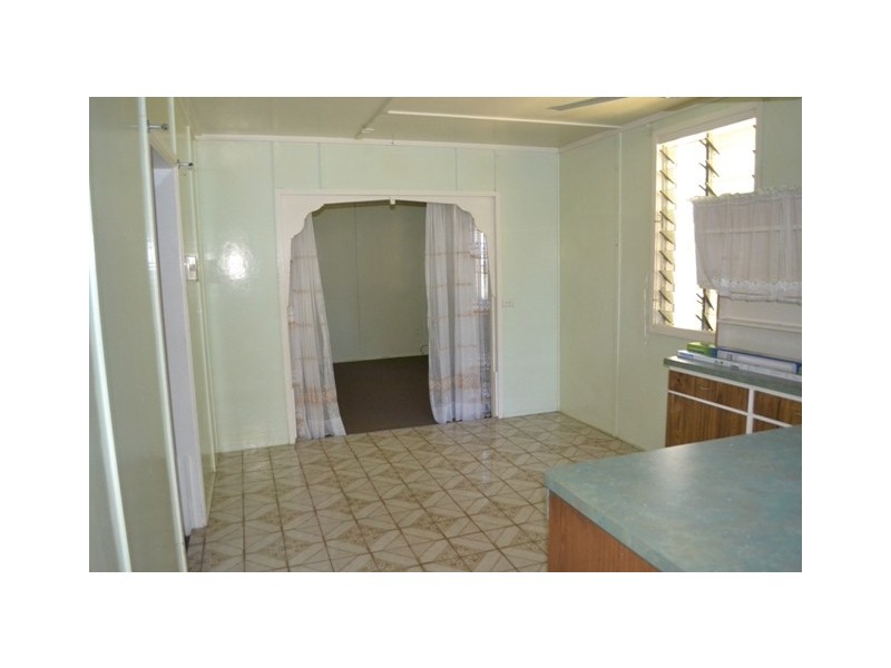 13 Jeffries Street, Yeppoon QLD 4703