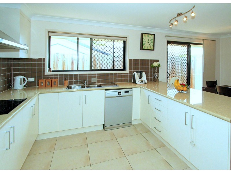 44 Kingfisher Drive, Yeppoon QLD 4703