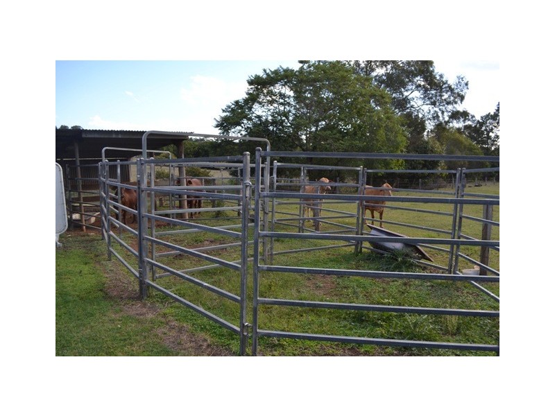 25 Stones Road, Woodbury QLD 4703