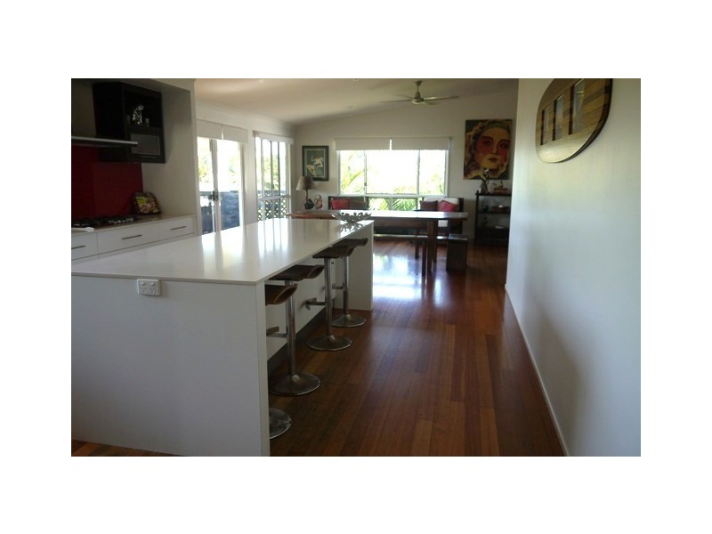 10 Crayke Court, Pacific Heights QLD 4703