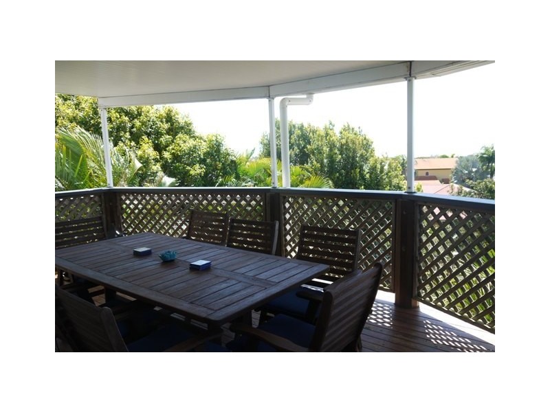 10 Crayke Court, Pacific Heights QLD 4703