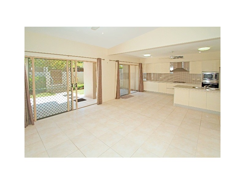 7/24 Melbourne Street, Yeppoon QLD 4703