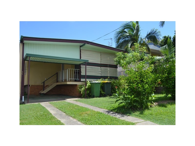 35 Pandanus Street, Cooee Bay QLD 4703