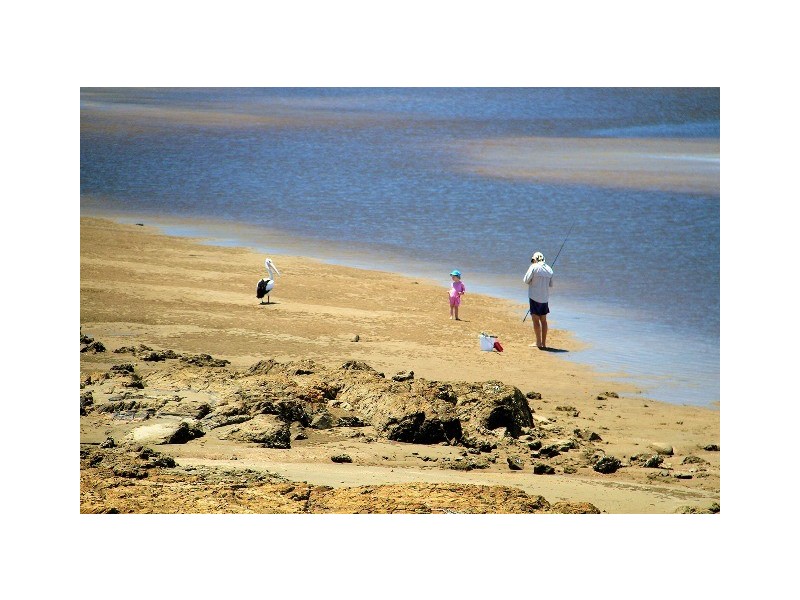 922 Scenic Highway, Kinka Beach QLD 4703