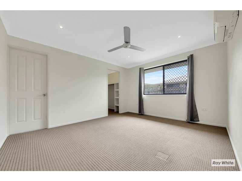 14 Riviera Way, Mulambin QLD 4703