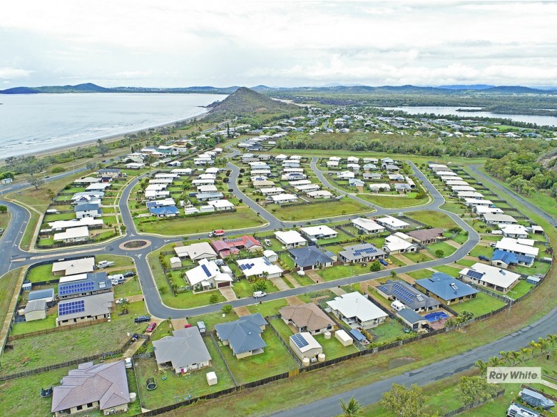 14 Riviera Way, Mulambin QLD 4703