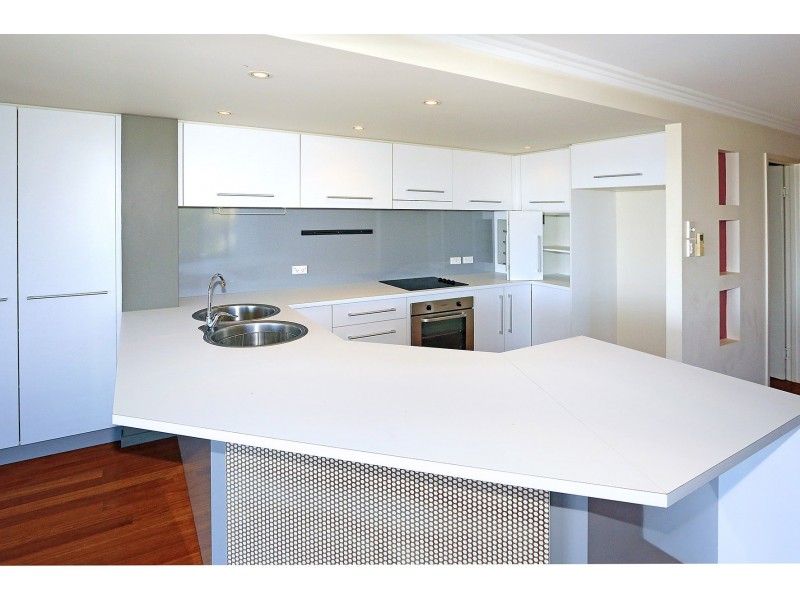 Unit 3, 203 Matthew Flinders Drive, Cooee Bay QLD 4703