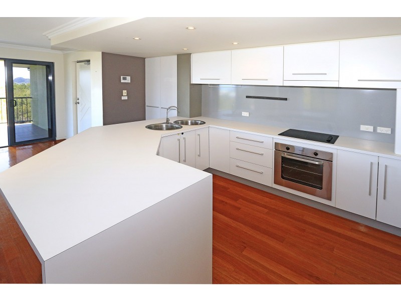 Unit 3, 203 Matthew Flinders Drive, Cooee Bay QLD 4703