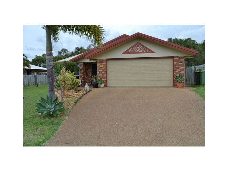 49 Robinson Street, Taranganba QLD 4703