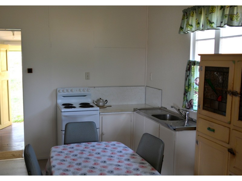 11 Hutton Street, Yeppoon QLD 4703